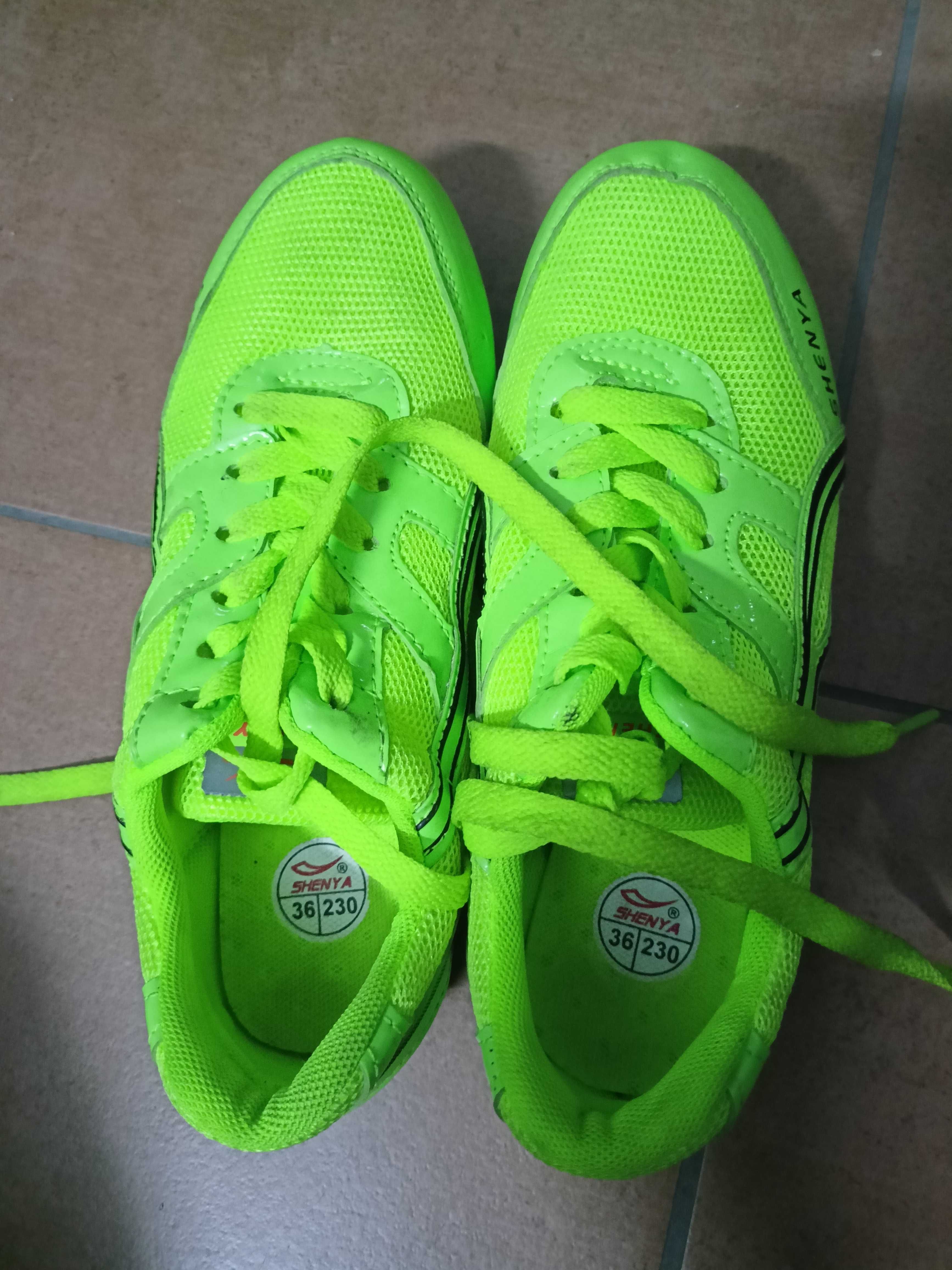 Buty kolce do biegania na bieżnię