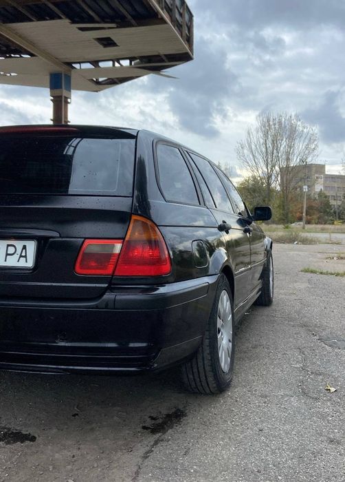 BMW 320d 2.0d 2000год