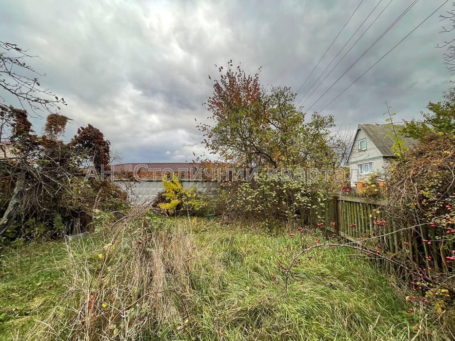 Продаж дачи та ділянки вул.Садова-131 метро Славутич