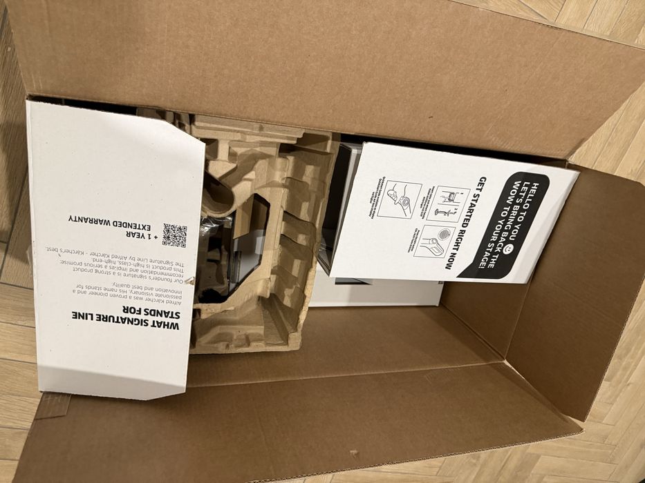 Продам Karcher FC8 Smart Signature Line (електрошвабра)