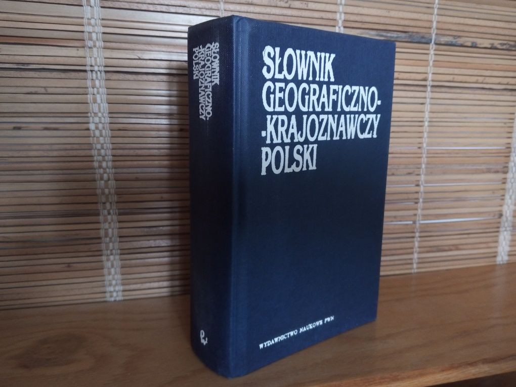 Słownik geograficzno krajoznawczy Polski PWN