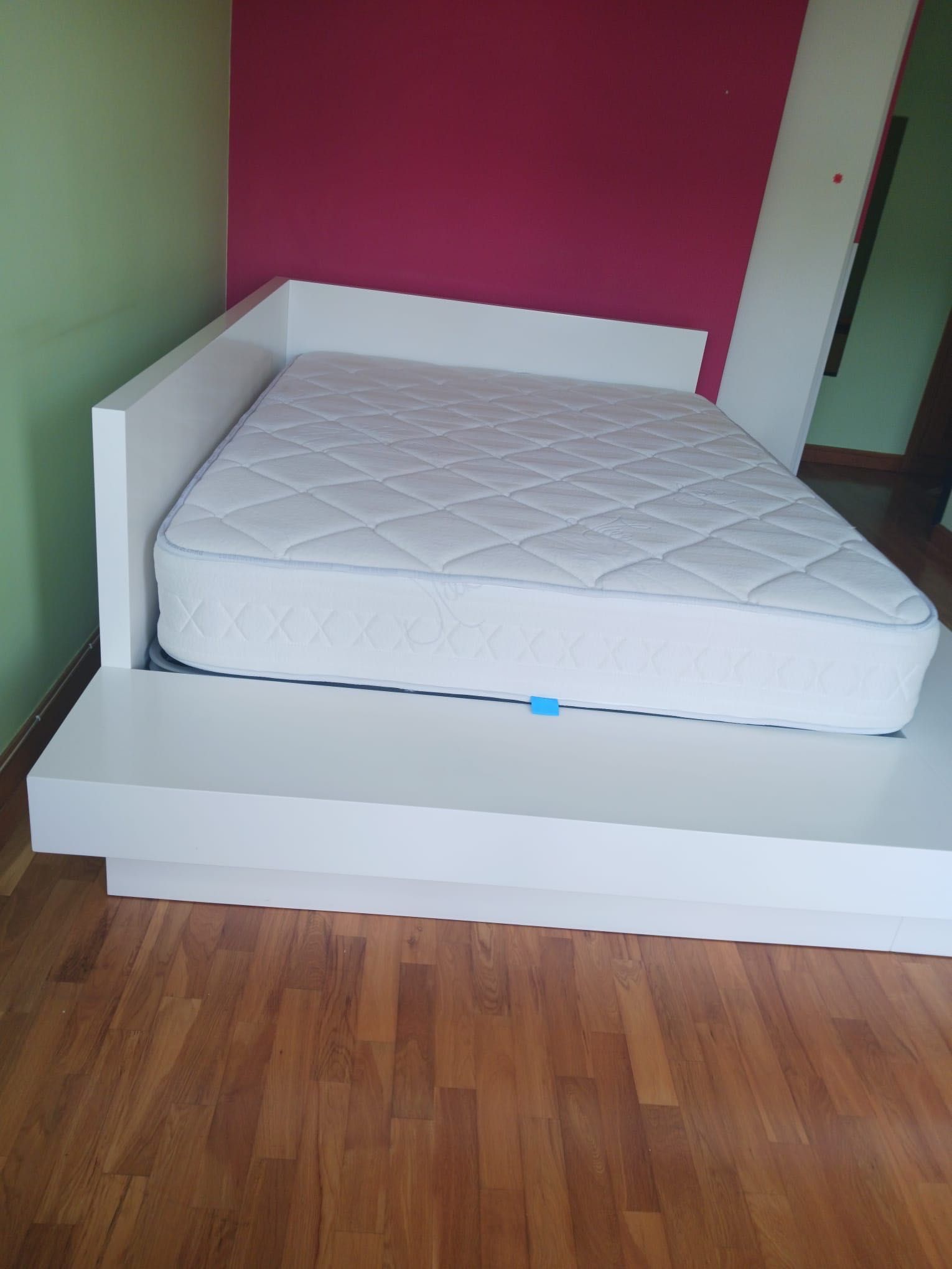 Cama nova de casal