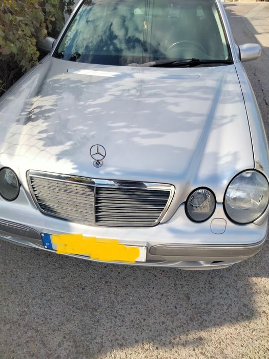 Mercedes Benz E320cdi 6 cilindros em linha!