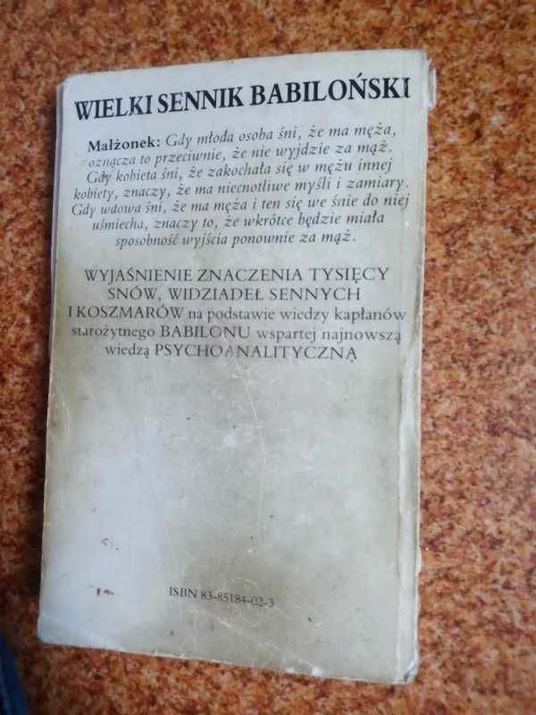 Sennik babiloński
Okrawa miękka 385stron. Stan dostateczny