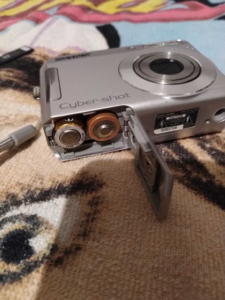 Aparat Sony cyber shot DSC s650