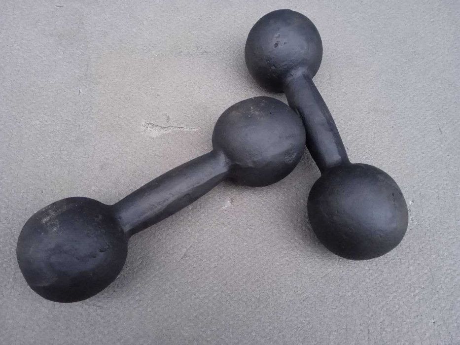 Гантели для фитнеса литые пара по 4 кг гири