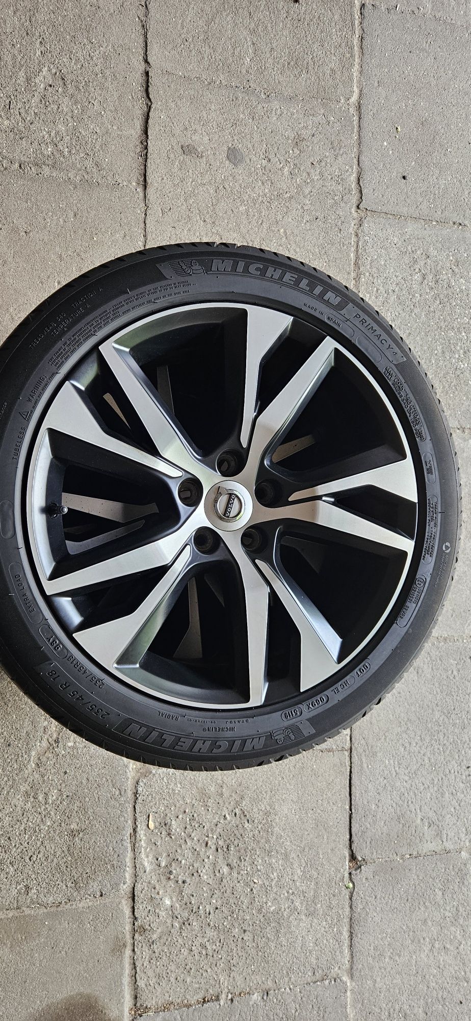 FELGI VOLVO S60/V60. R design R18/45/235 STAN BDB