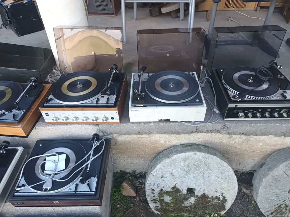 Gramofony firmy Dual