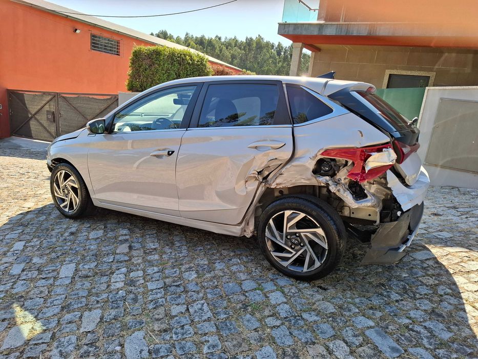 Hyundai i20 1.2 MPI Comfort apenas 10 mil kms nacional de 11/2024