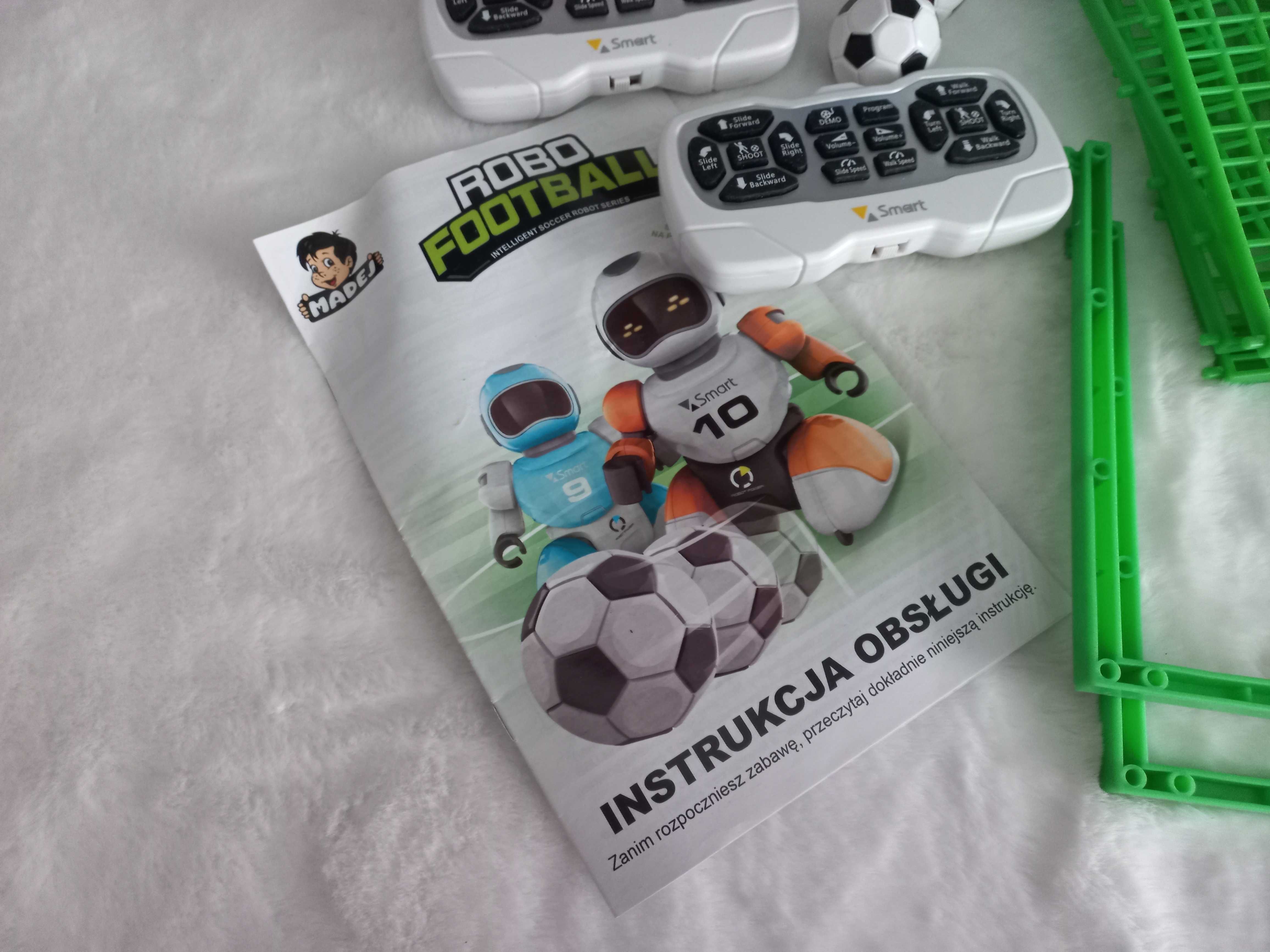 Roboty grające w piłkę nożną świetna zabawa dla dzieci i dorosłych!