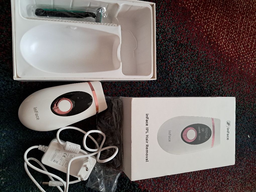 In face depilator laserowy
