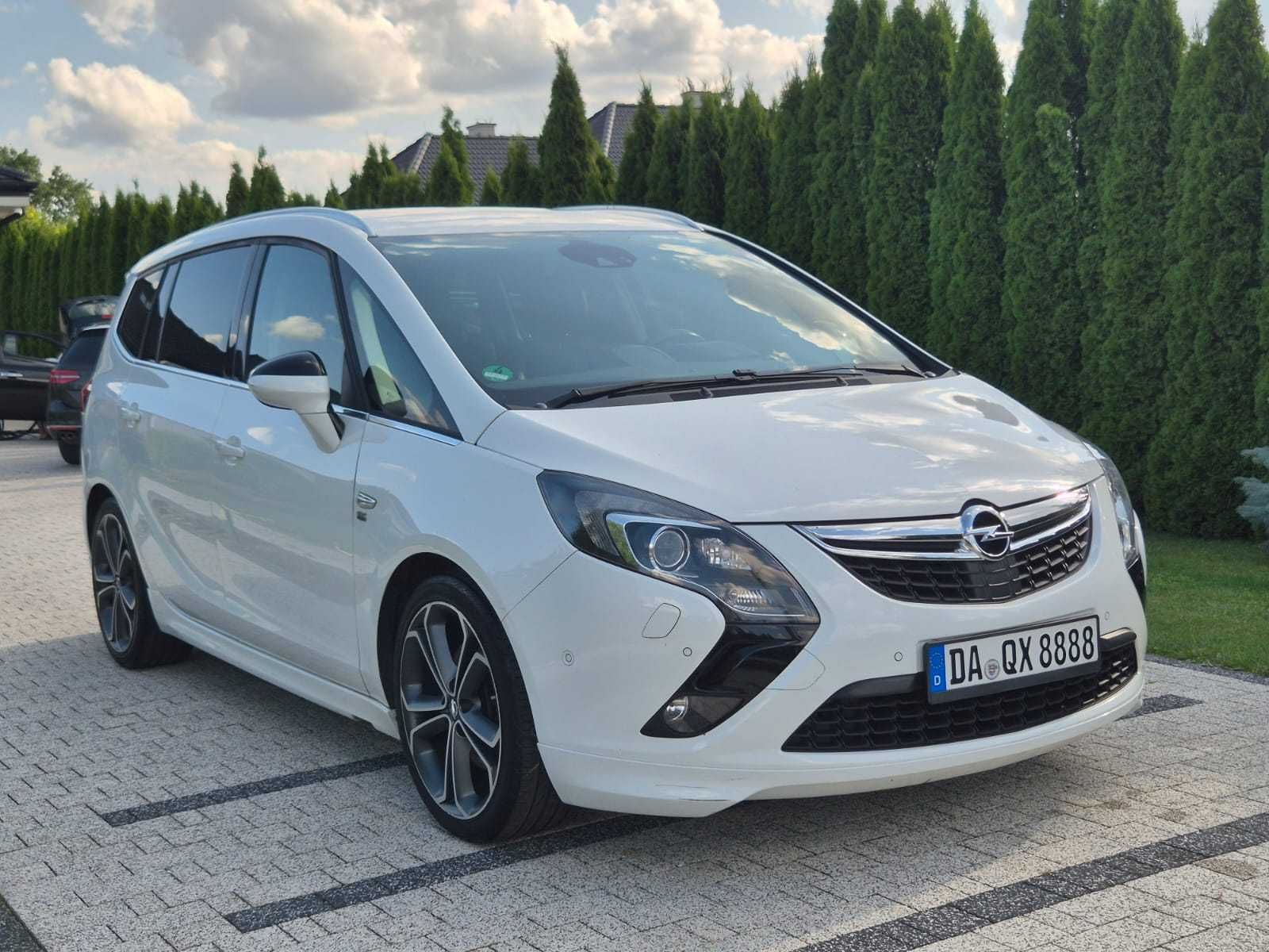 Opel Zafira C 2.0 CDTi 170KM OPC Line // Skóra // Navi//2015r.//Alu 19