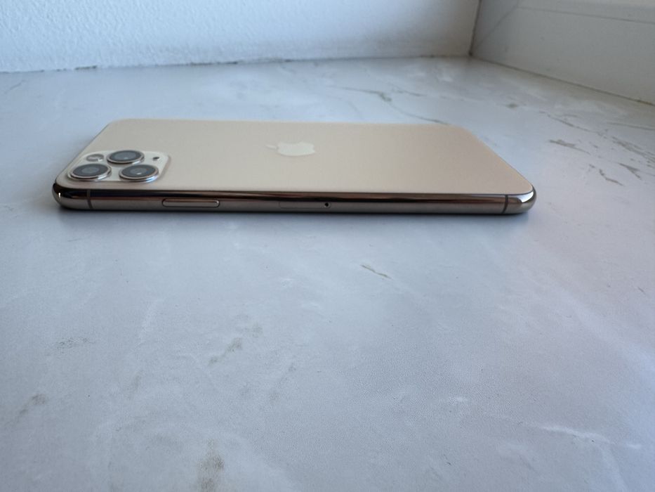 iPhone 11 Pro Max 256gb gold unlock