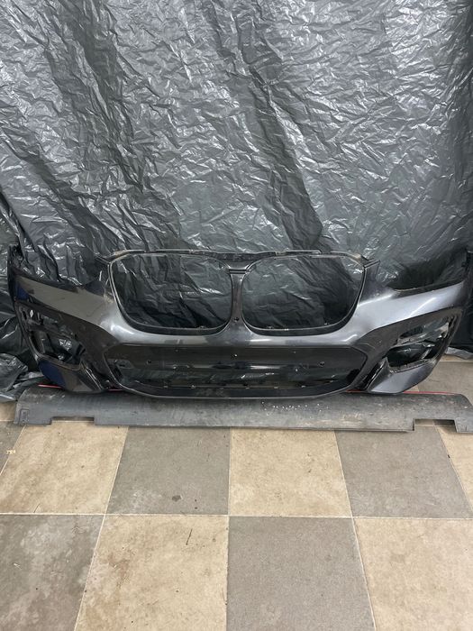 Продам передній бампер BMW X3 G01, M  пакет