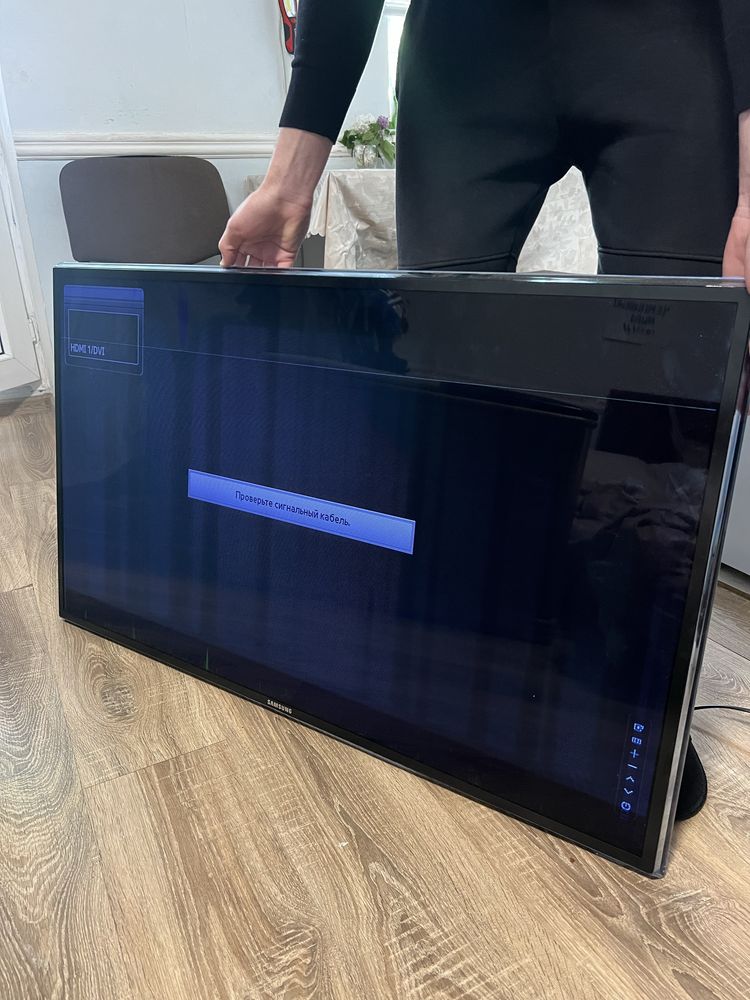 Телевізор Samsung Smart TV 46”