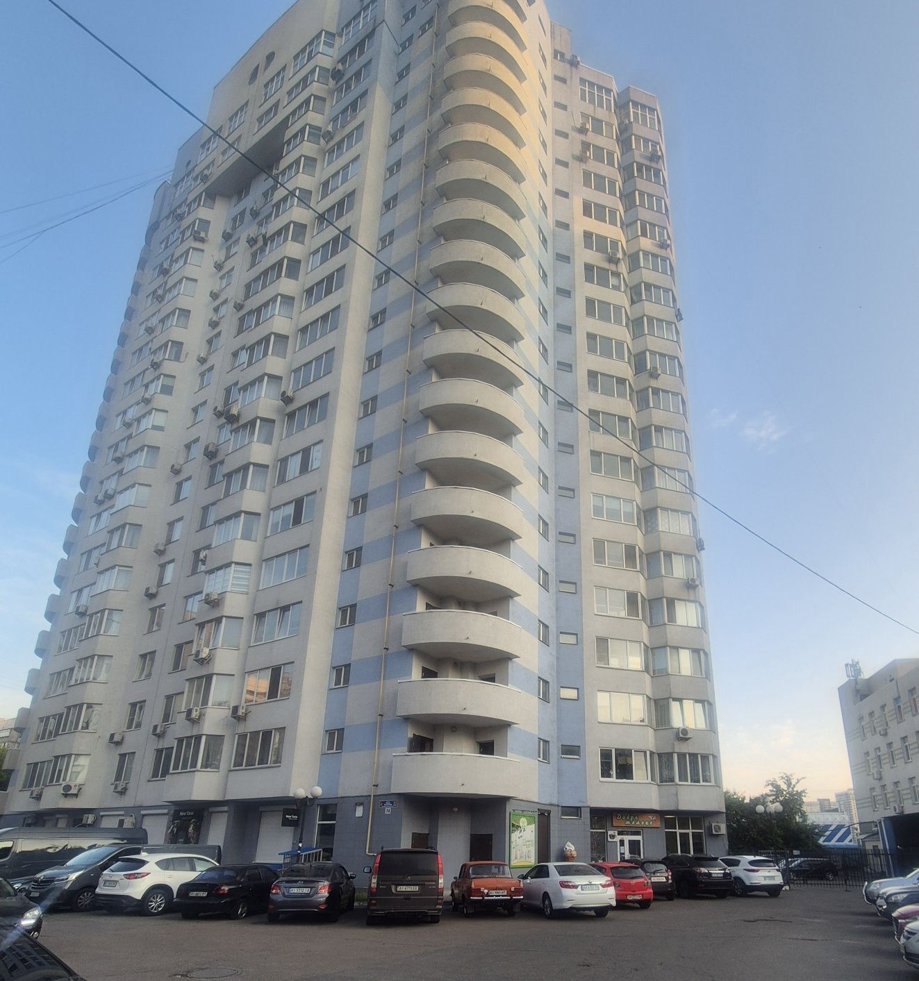 Здам 3 кім кв 105м2/р-н Масив/