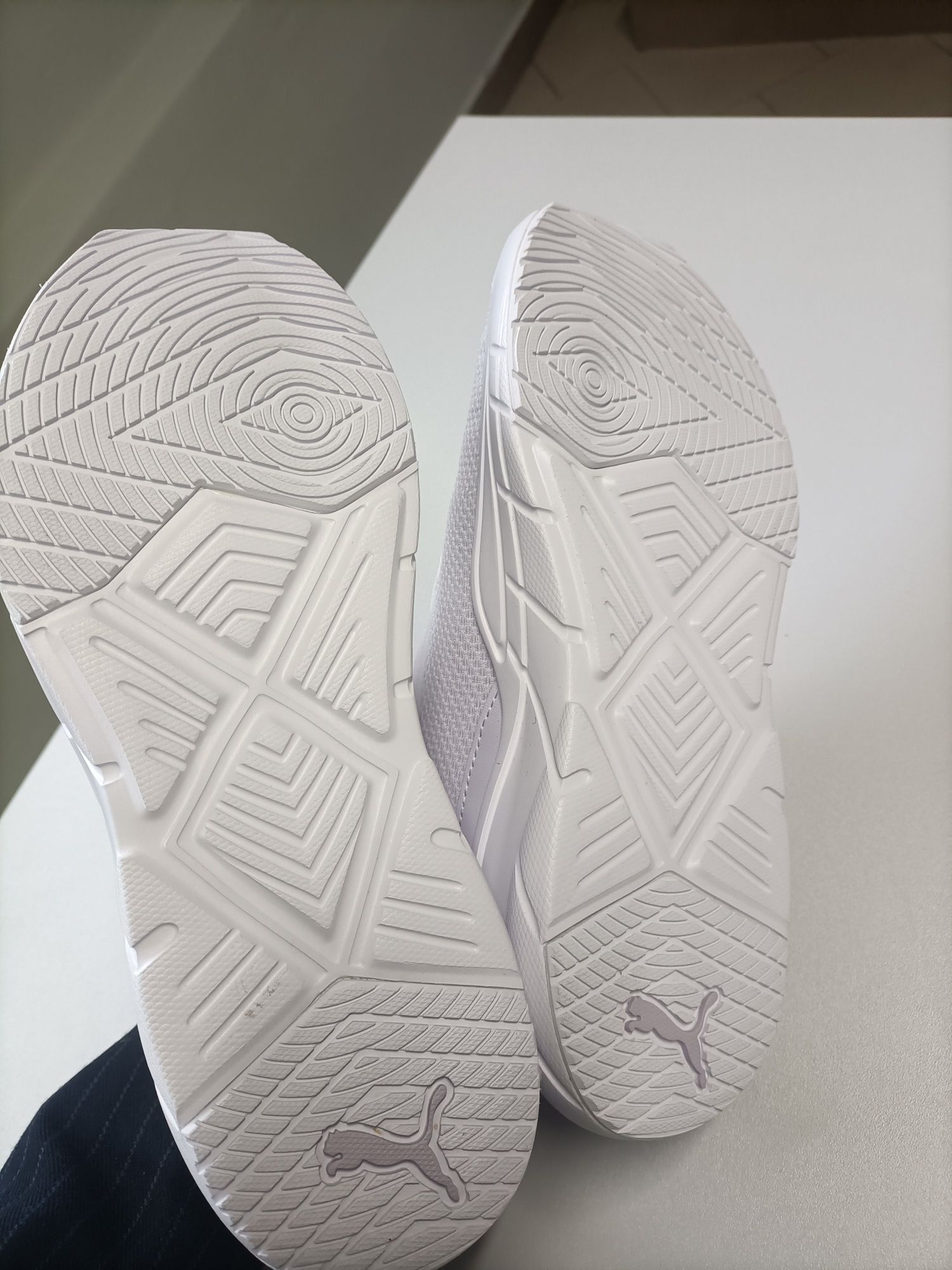 Buty sportowe liliowe puma