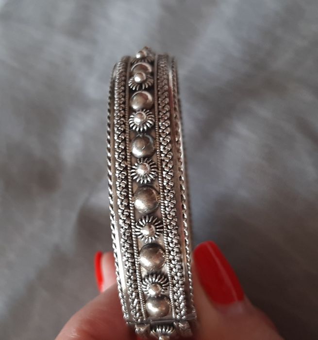 Vdndo escrava lindíssima em prata 925, trabalho manual português