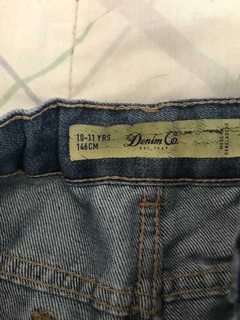 Calções e T-shirt rapaz