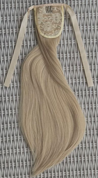 Naturalny blond - chłodny odcień blondu włosy doczepiane kucyk kitka