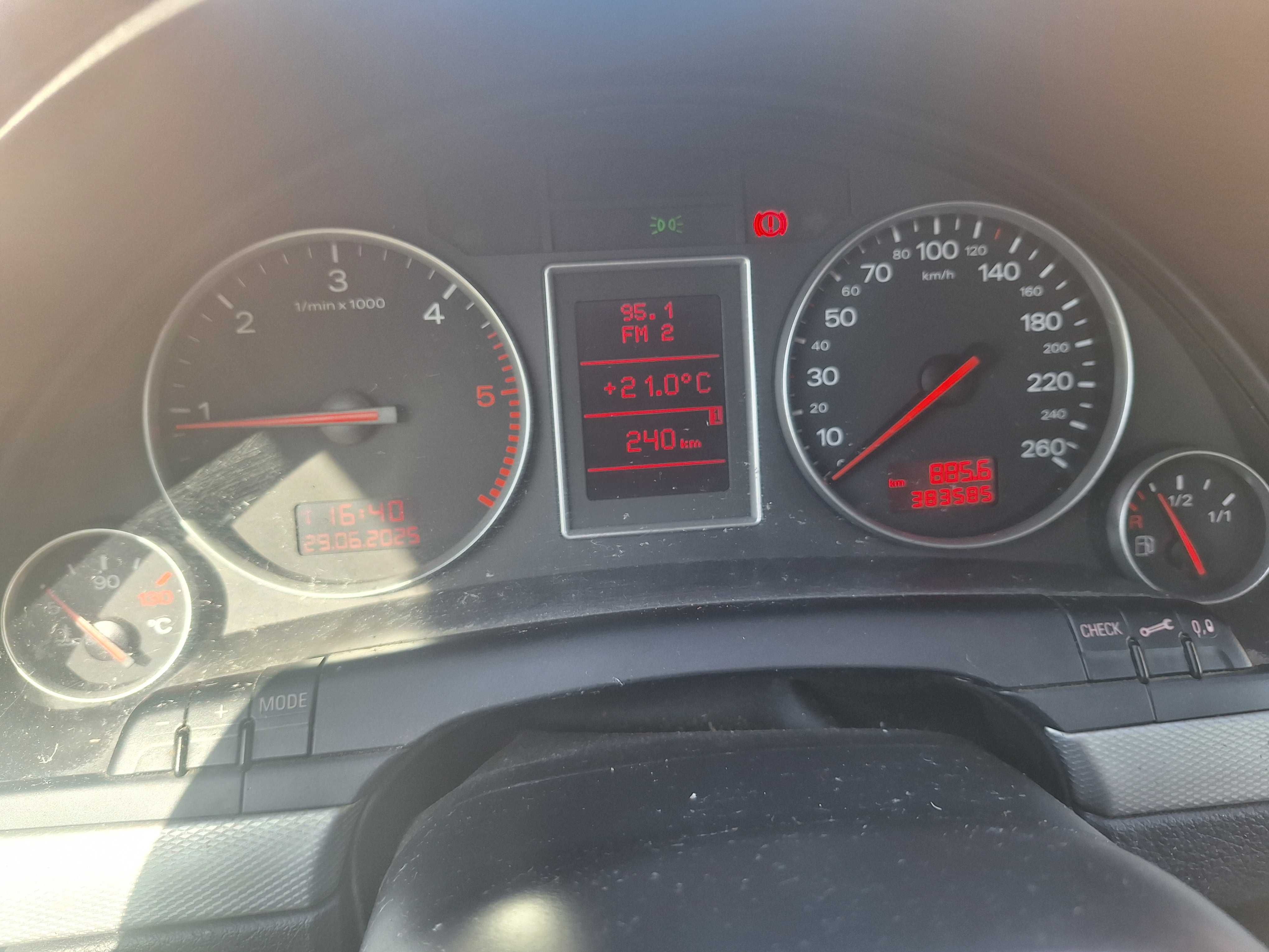 AUDI A4 B6 1.9 TDI 2003r. SEDAN