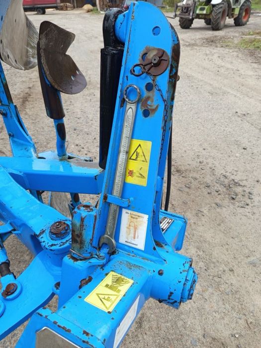 Плуг Lemken Opal 110 4 корпусний / Лемкен Опал 3+1