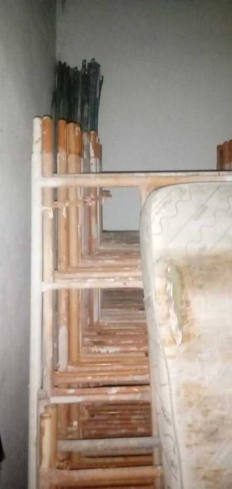 vendo andaimos e ferramentas de constução