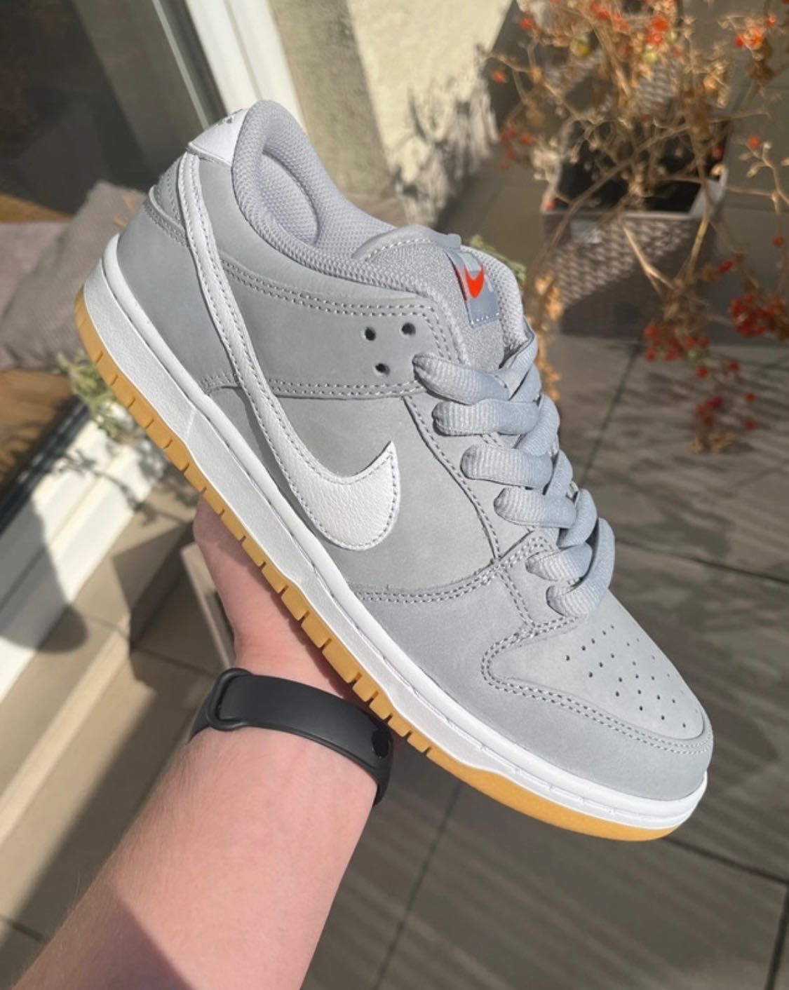 Nike Dunk SB Low Wolf Grey Gum / White / Black Travis Scott Mocha 40.5