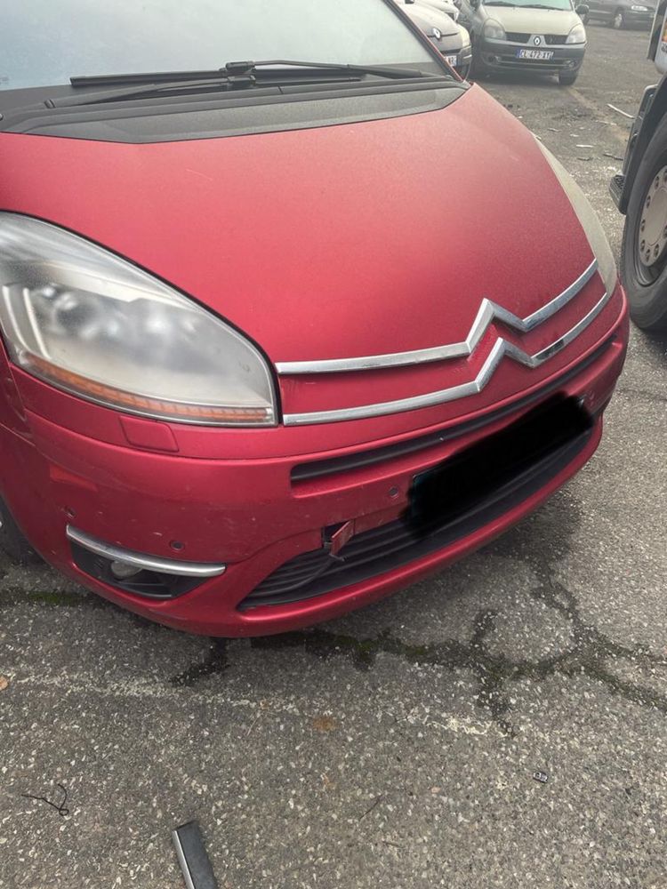 Citroen c4 picasso 1.6hdi ( Só peças)