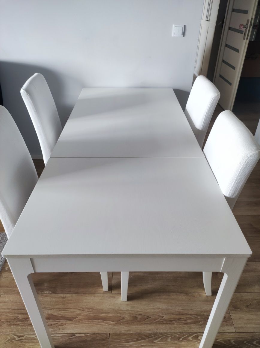 Stół z krzesłami IKEA