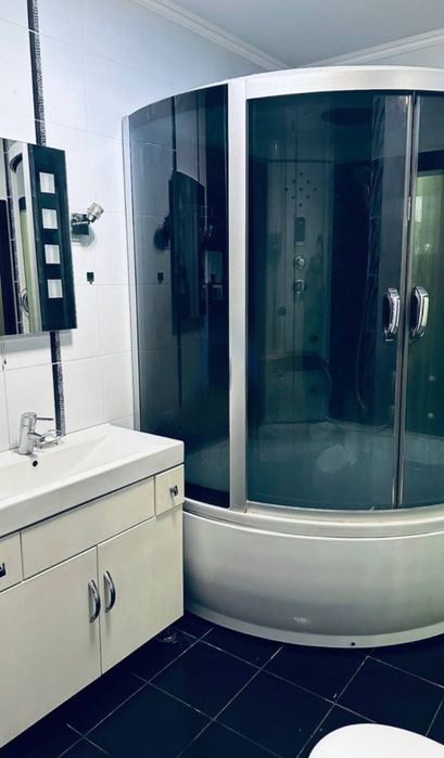 Довгострокова оренда 3х кімн кв,жк МЕГА СІТІ,Харківське шосе 19