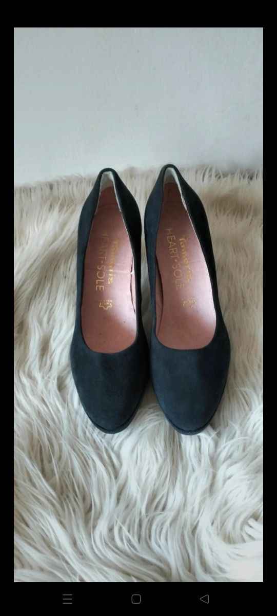 Damskie czółenka skórzane Tamaris Heart Sole w rozmiarze 39