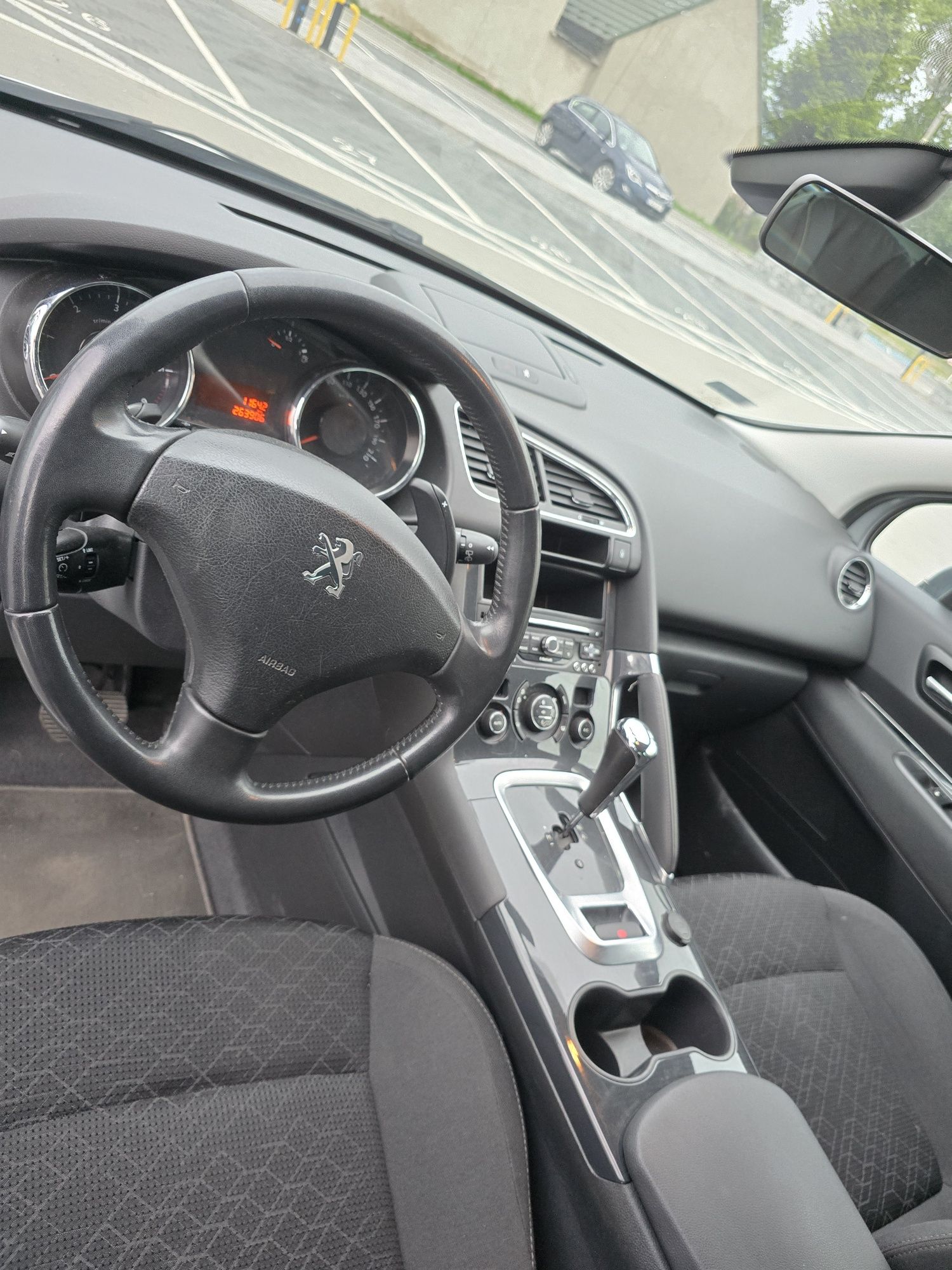 Peugeot 3008 1.6 HDI Polift