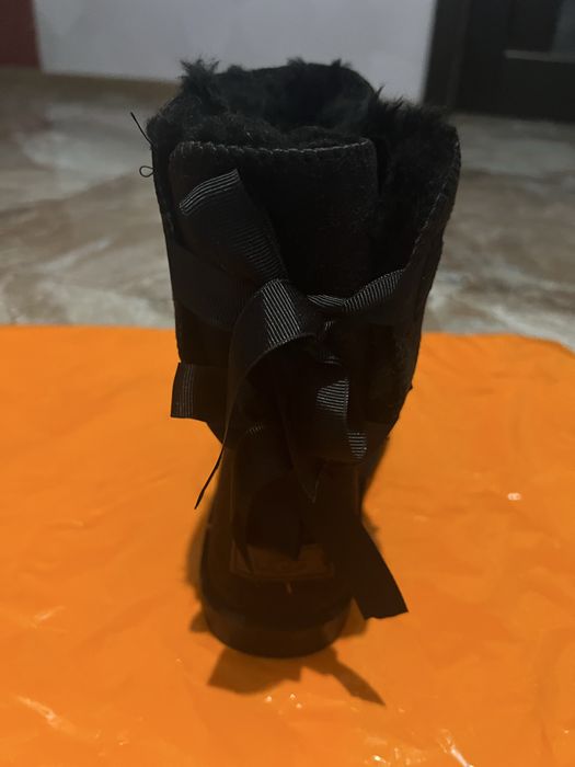 Взуття зимове уги