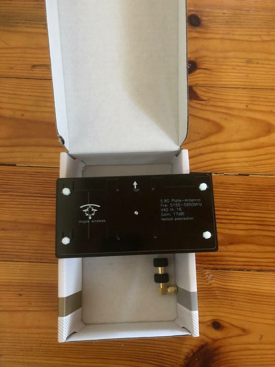 Патч антена Maple Wireless 5.8GHz 17DBi