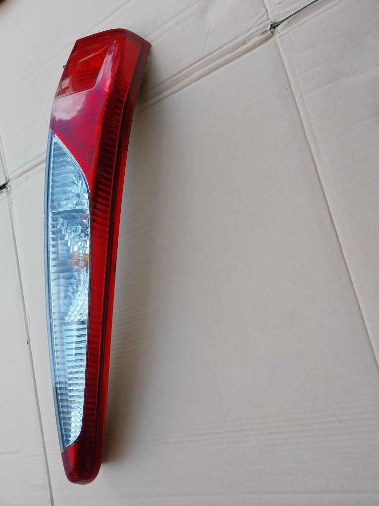 Mitsubishi Lancer I kombi lampa tył tylna kompletna KPL