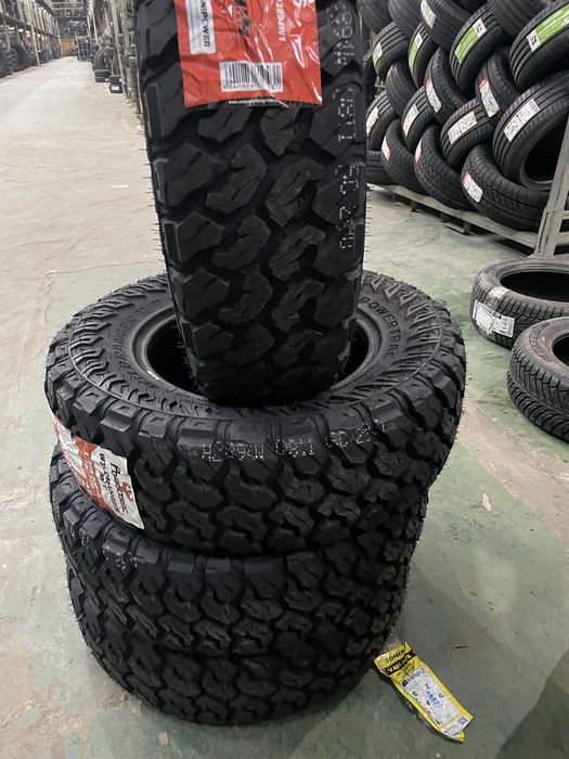 Грязева болотна резина 33/12,5 R15  уаз nissas Mitsubishi toyota jeep