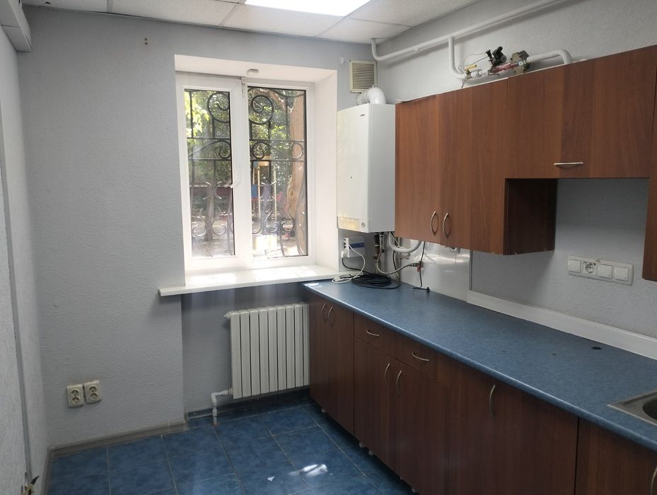 Оренда приміщення 95м2 в Центрі , вул.В.Стуса 51