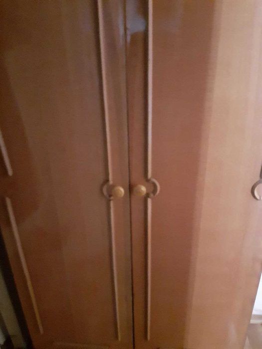 Шкаф для одежды светлый