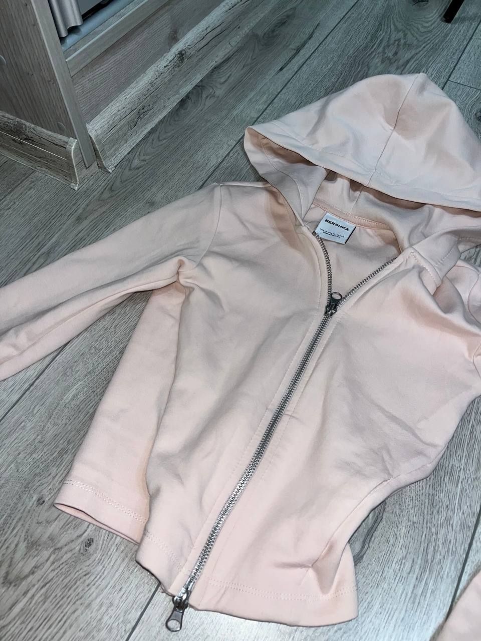 рашгард зіп кофта рожева Bershka