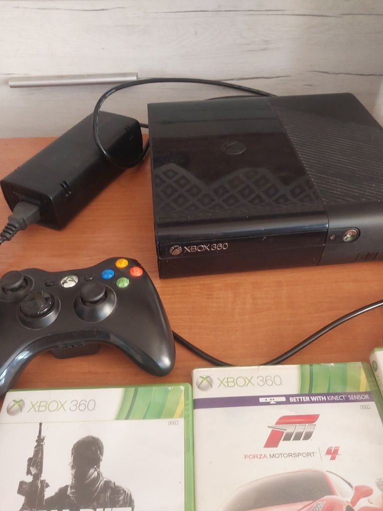 Приставка XBOX 360+ 3 ліцензійні диски