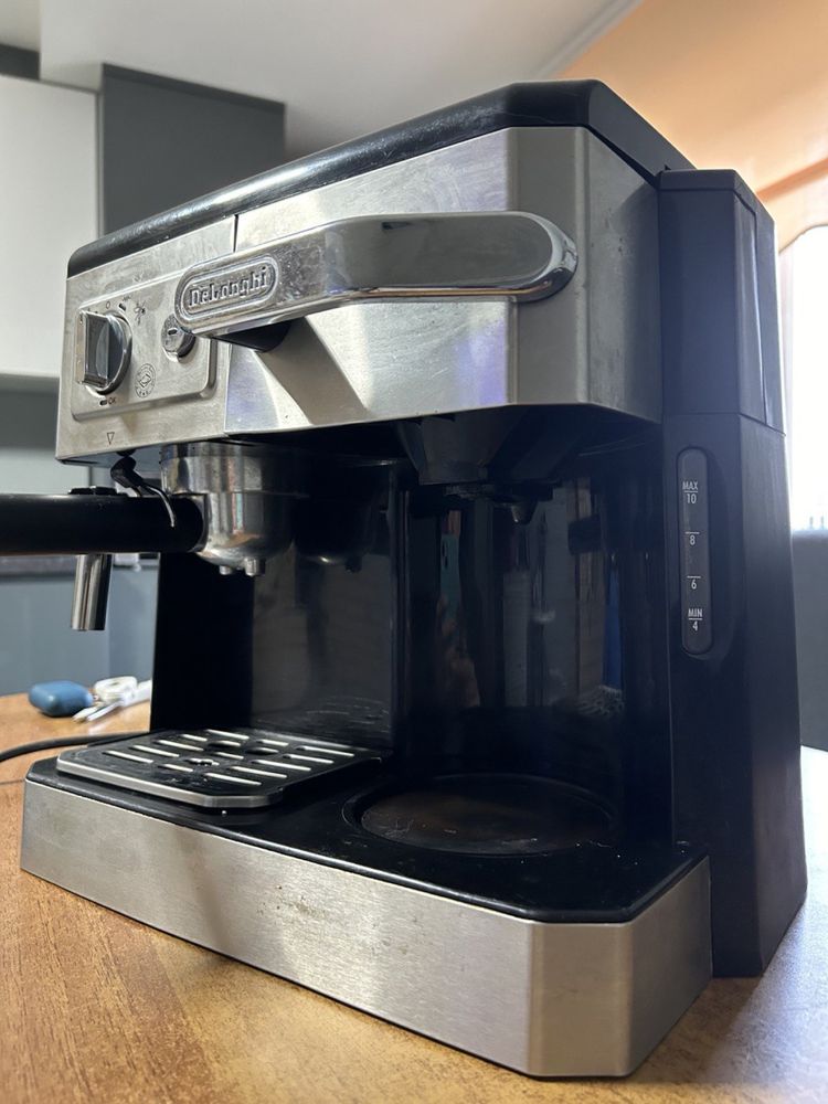 Продам кавоварку DeLonghi BCO 420