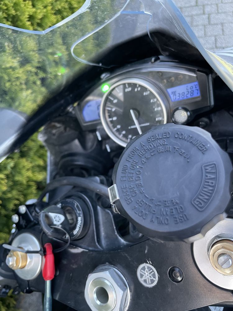 Yamaha R1 RN12 2006