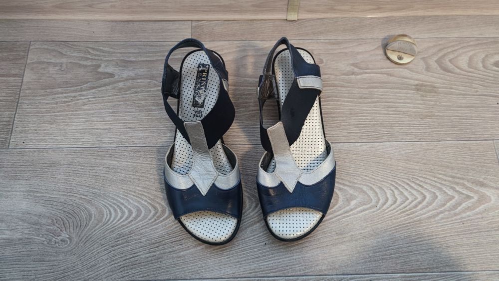 Сандалі м'які ортопедичні. Розмір 38.