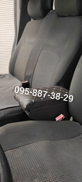 Подлокотник Рено трафик Renault traffic строчка всех цветов