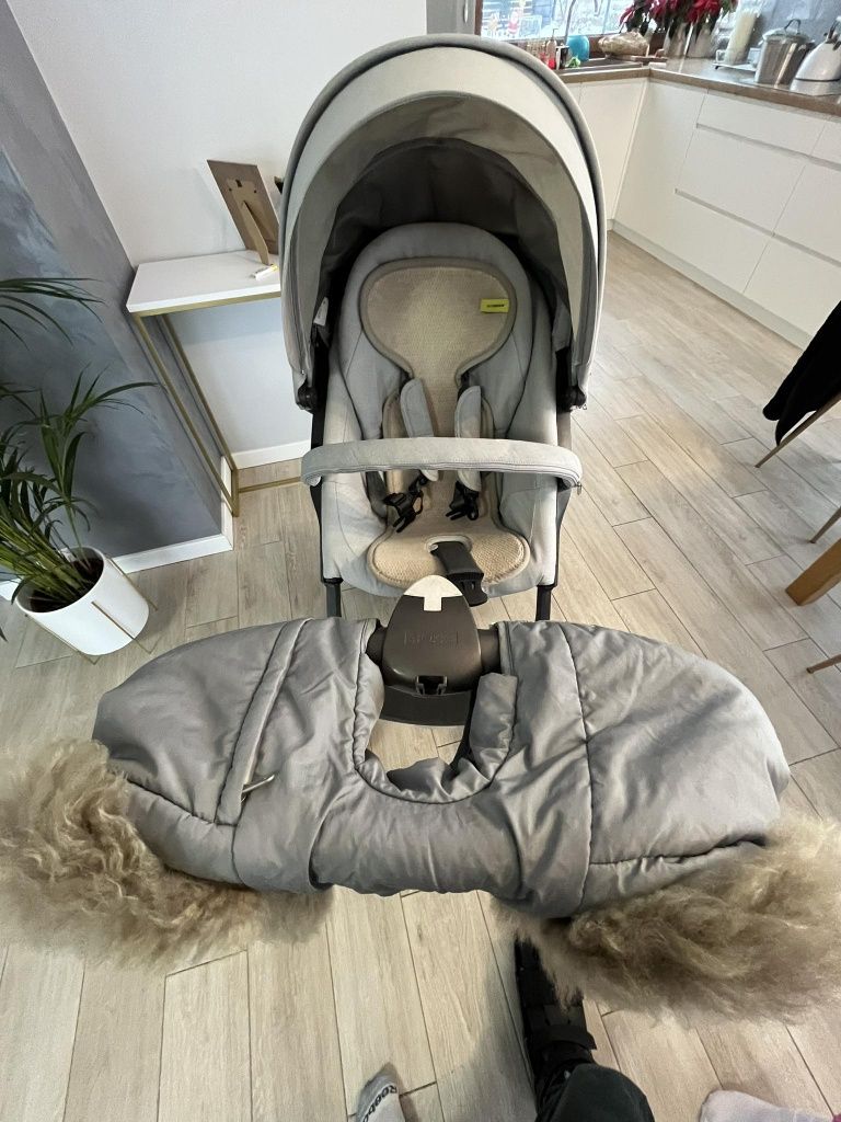 Wózek dziecięcy Stokke V5 2w1