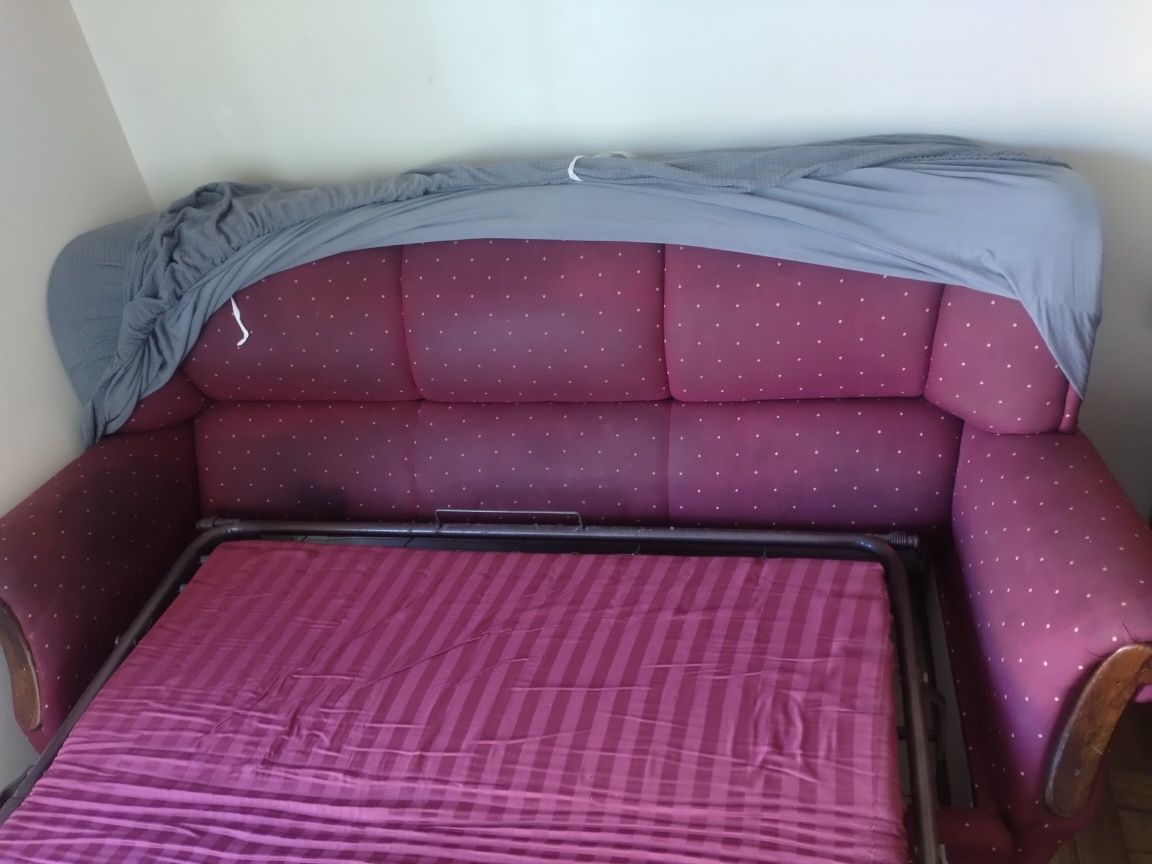 Sofá de 3 lugares (com cama)