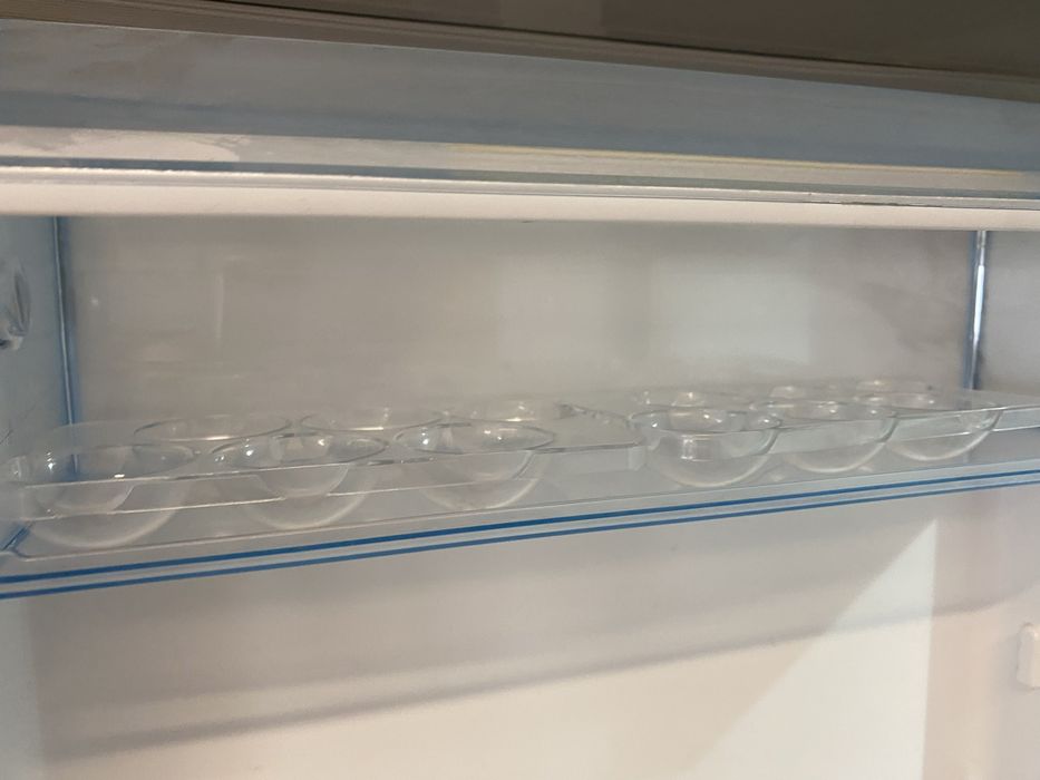 Frigorífico Bosch em estado como novo em aço inox escovado a++