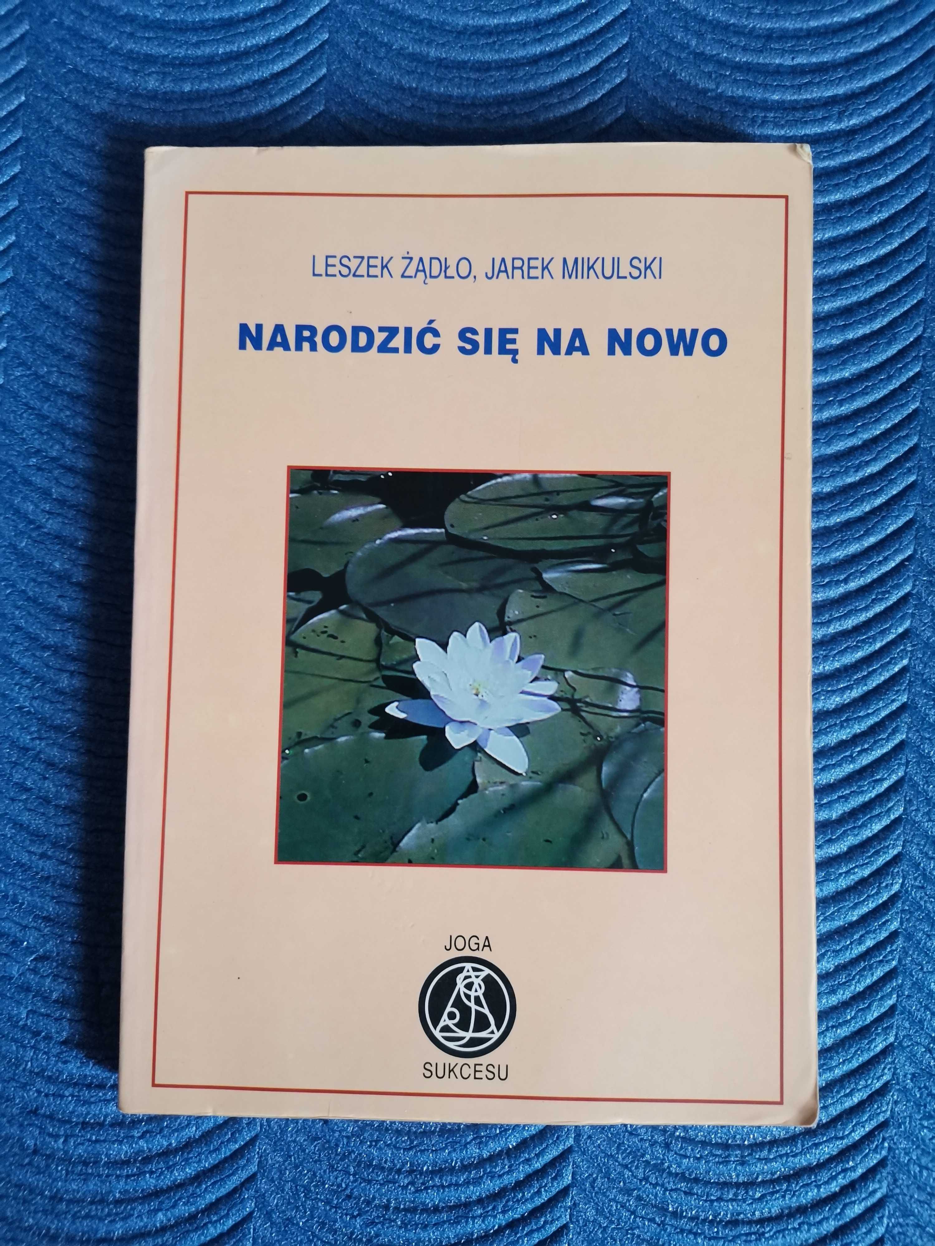 Żądło Narodzić się na nowo Real foto