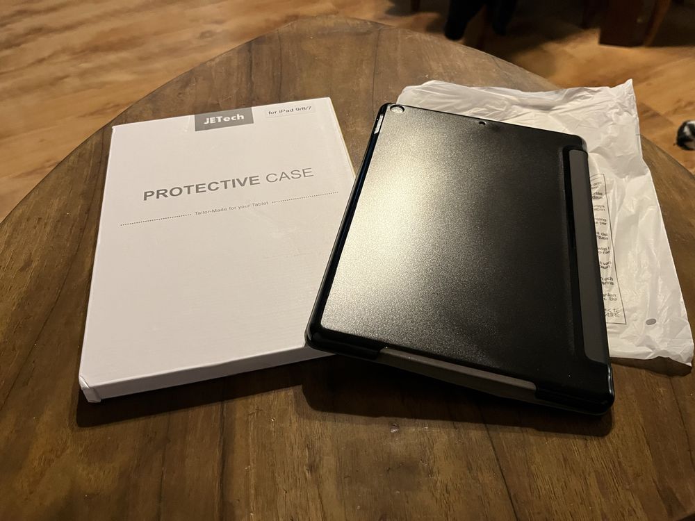JETech protective case Apple iPad 9 8 7 gen etui NOWE